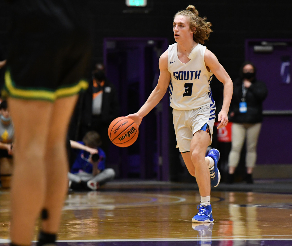West Linn South Medford boys basketball Taylor Balkom 35